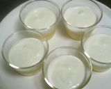 A picture of step 6 of Creamy Melting Triple-layered Mango Pudding.