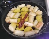 A picture of step 3 of Ajillo with Japanese Leek and Nagaimo.
