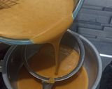Foto langkah ke 5 dari resep Bolu Caramel Mini.
