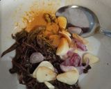 Foto langkah ke 2 dari resep Ikan masak asam mangga.