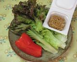 A picture of step 1 of Lettuce Salad with Sticky Natto Dressing.