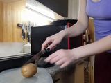 Картопля фарширована запечена