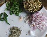A picture of step 1 of Sprouted moong pakoda.