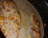 Foto del paso 3 de la receta: Pechugas de pollo con leche de coco y picadillo de pimientos