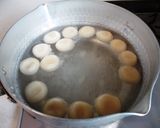 A picture of step 5 of Chewy Tofu Shiratama.
