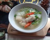 Foto langkah ke 5 dari resep Sop Ikan Dori Sawi Putih.