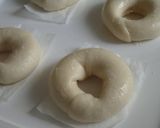 A picture of step 6 of Salt Bagels.