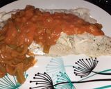Foto del paso 5 de la receta: Merluza a la plancha con salsa de tomate