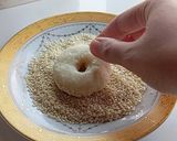 Foto langkah ke 3 dari resep Donat Singkong Wijen.