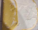Sajtkrémes, vajas, hajtogatott pogácsa recept fázis 2 fotója