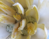 Foto del paso 2 de la receta: Dip de queso azul, nueces y rúcula con endibias