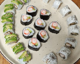 Foto del paso 7 de la receta: Uramaki de pollo teriyaki y maki de surimi sushi