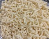 Foto langkah ke 1 dari resep Mie Telur goreng.
