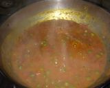 A picture of step 4 of Tomato chutney with green peas.