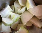 Hình bước làm 3 của món Canh Mướp Da Gà & Trứng Dằm Mắm Rau Sống - Bữa Cơm 10 Phút
