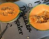 Une image de l'étape 3 de Salade de melon et banane aux fruits du jardin.