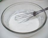 A picture of step 3 of Blueberry Yogurt Tarts.