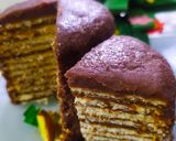 A picture of step 6 of Choco Marie Gold Cake.