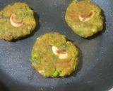 हरभरा कबाब (Hara Bhara Kabab Recipe In Marathi) रेसिपी स्टेप 4 फोटो 