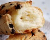 A picture of step 11 of Stick-Shaped Chocolate Chip Melon Bread.