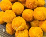 Foto langkah ke 5 dari resep Bitterballen Kentang Kari.