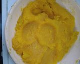 Foto langkah ke 1 dari resep Bolu Labu Kuning Kukus.