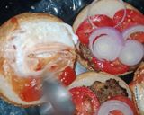 A picture of step 3 of Chapali kabab burger.
