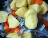 A picture of step 3 of Easy, Oil-Free Nikujaga with Ground Pork.