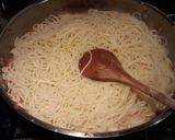 A picture of step 4 of Quick shrimp scampi.