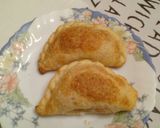 Foto del paso 11 de la receta: Empanadas con pollo reciclado (al horno o a la parrilada)