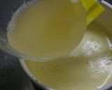 A picture of step 7 of Strawberry Bavarois.