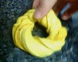 A picture of step 9 of Kabocha Squash Twisted Bread Rolls.