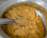 A picture of step 3 of Schezwan Upma bites.