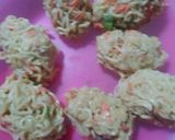 Foto langkah ke 2 dari resep Hotdog mie sosis.