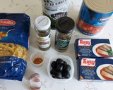 Foto del paso 1 de la receta: Pasta con salsa de sardinas
