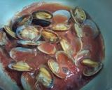 A picture of step 3 of Chilled Vongole Soup with Cappellini.