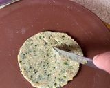 A picture of step 3 of Methi bhakhari.