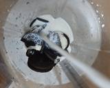 Oreo milkshake recipe step 1 photo