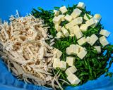 Foto del paso 3 de la receta: ESPINACA Con 🐥Pollo...!