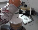 Foto del paso 1 de la receta Bizcocho jugoso de avellanas y cacao en panificadora