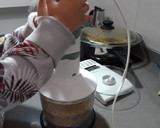 Foto del paso 1 de la receta: Bizcocho jugoso de avellanas y cacao en panificadora