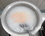 A picture of step 2 of Sabudana Badiyan.