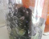 A picture of step 3 of Concord grape liqueur.