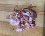 Une image de l'étape 2 de Carpaccio de betteraves schiogga et jambon cru sauce fromage blanc et citron aux herbes.