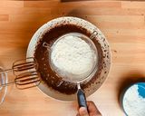 Foto del passaggio 4 della ricetta Cupcake Unicorno al Cioccolato ripieni di Nutella  e decorati con Crema al Burro Meringata
