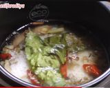 Foto langkah ke 5 dari resep Nasi Liwet Simple tapi Spesial di Rice Cooker #SiapRamadhan.
