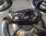 Foto del paso 1 de la receta: Arepa de maíz🫓🌽 rellena de salteado🌯🌮🤪 de berenjena ahumada🍆🥙🧆
