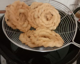 செட்டிநாடு கை முறுக்கு(chettinadu murukku recipe in tamil) ரெசிபி ஸ்டேப் 6 புகைப்படம்