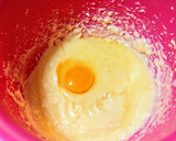 Foto del paso 2 de la receta: Bizcocho de nueces, y virutas de chocolate si te apetece