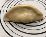 A picture of step 6 of Corned Beef Empanada.